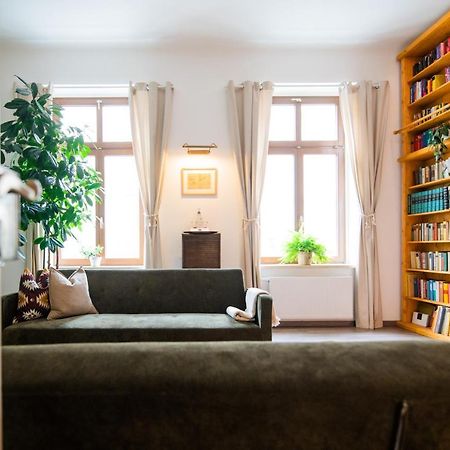Theleaf - Design Apartment & Cafe لبسيا المظهر الخارجي الصورة